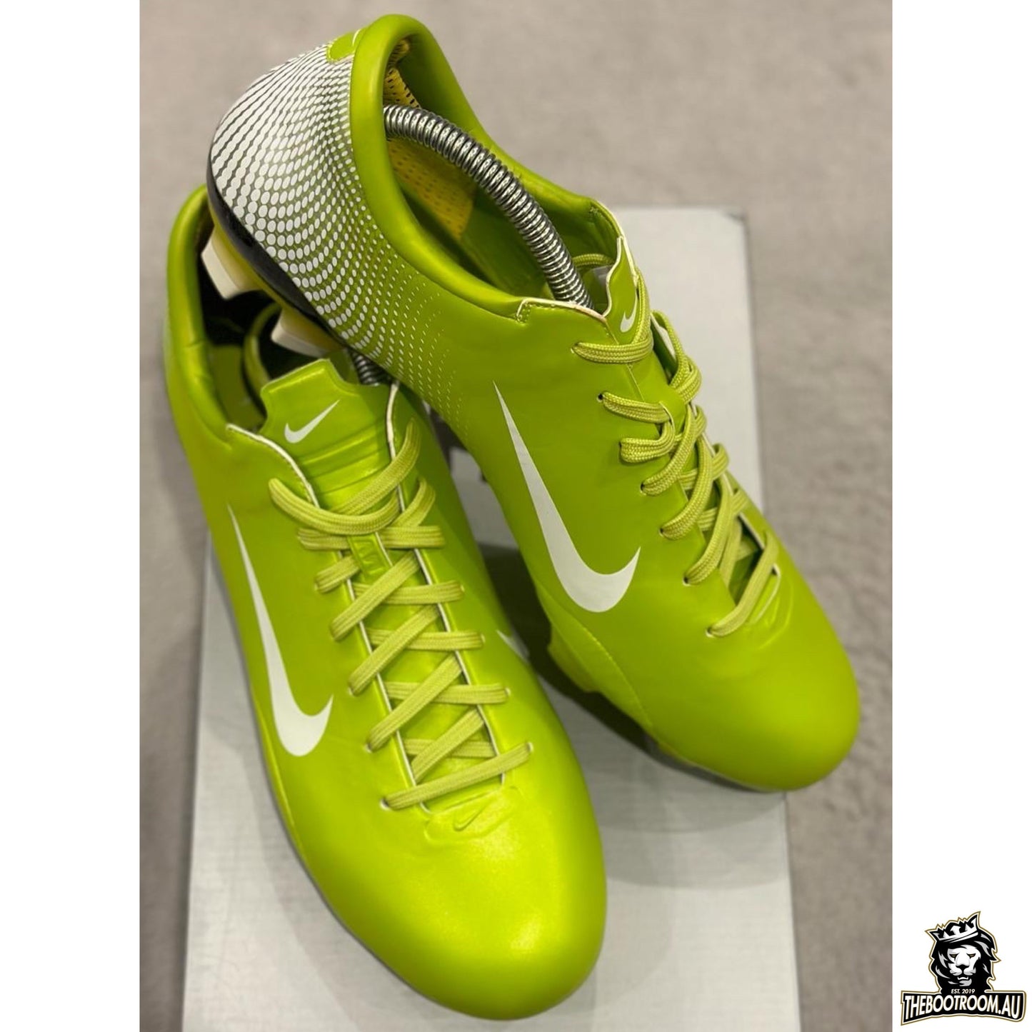 NIKE MERCURIAL VAPOR III "LIME"
