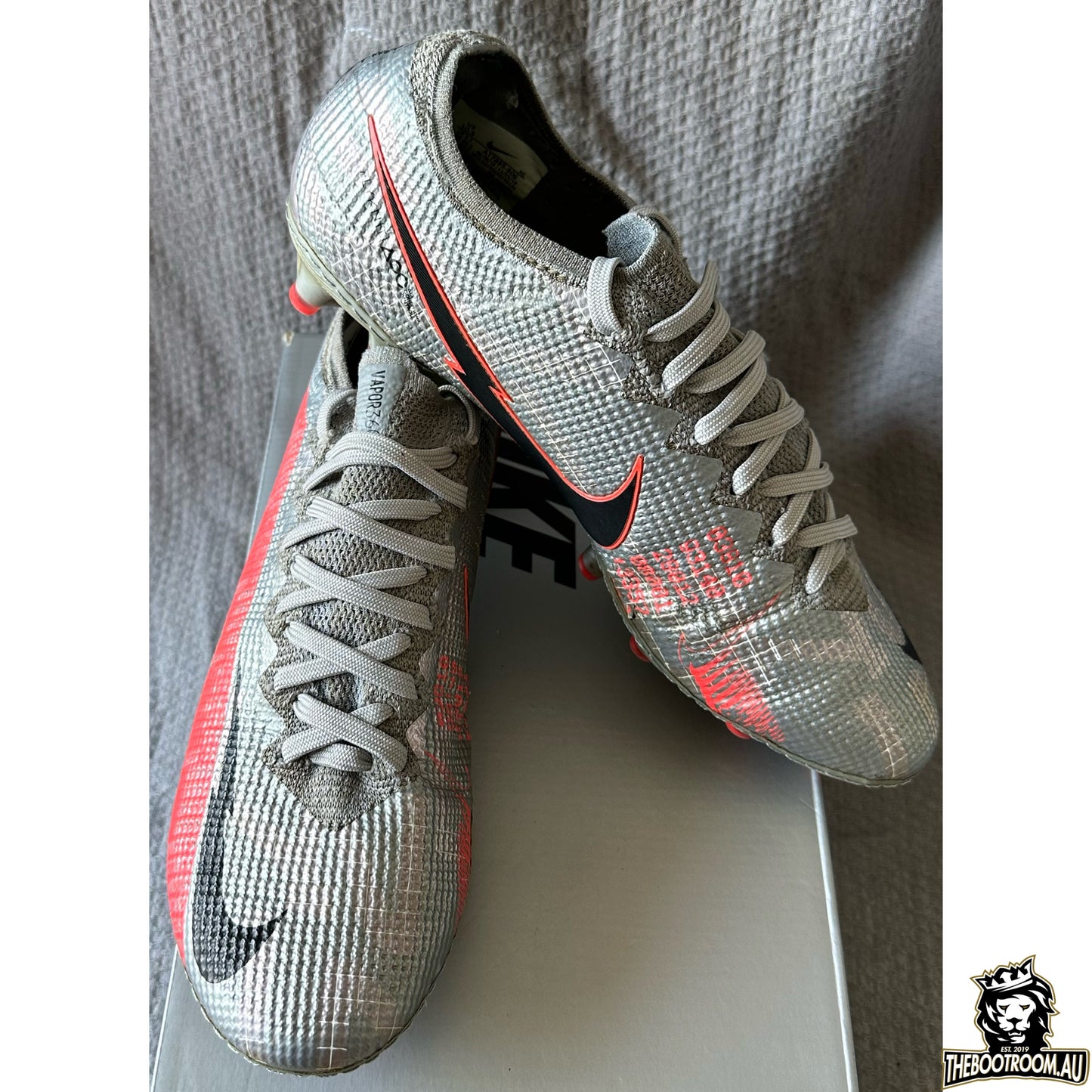 NIKE MERCURIAL VAPOR XIII AG "NEIGHBOURHOOD"