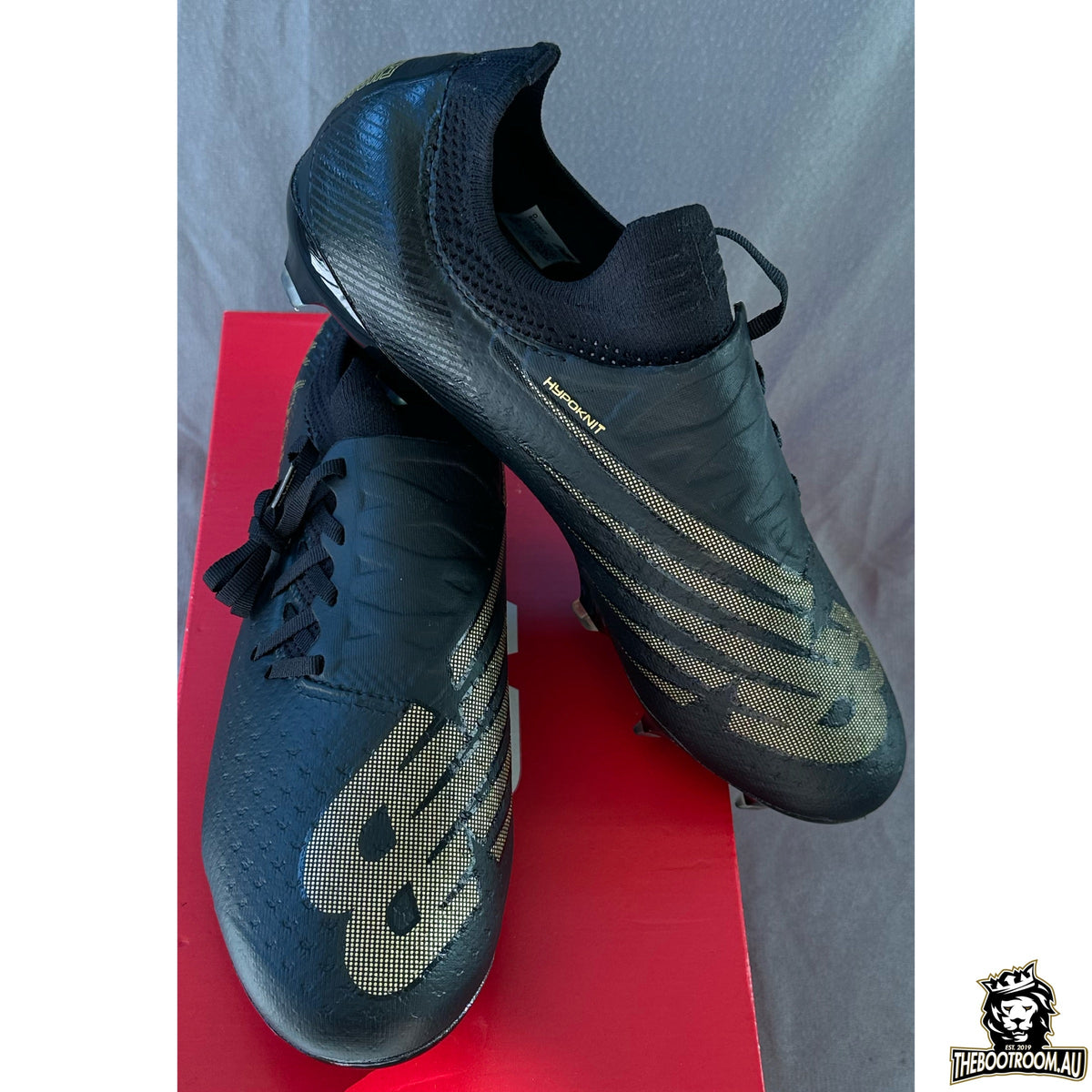 NEW BALANCE FURON v7+ “BLACKOUT”
