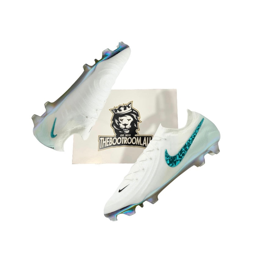 NIKE PHANTOM GX II “CHROMATIC”