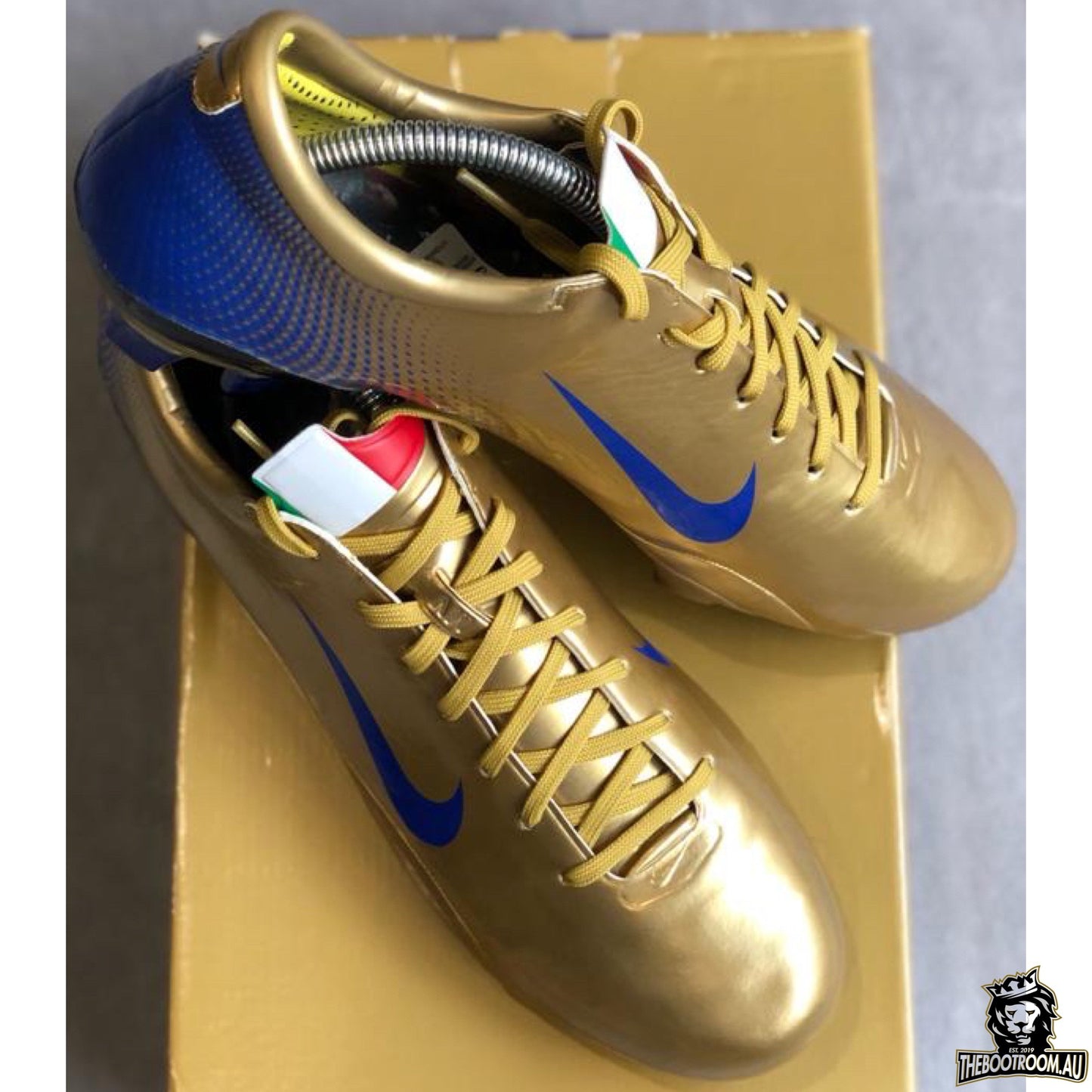 NIKE MERCURIAL VAPOR III "ITALY 2006"