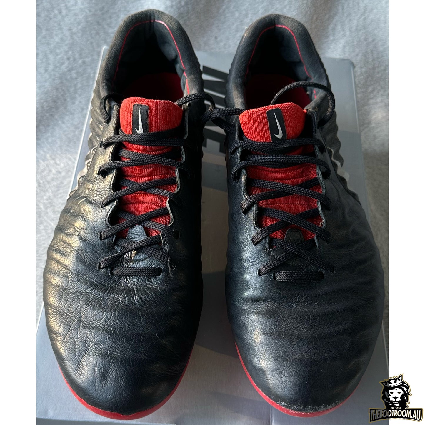 NIKE TIEMPO LEGEND VIII "BLACK/CHILE RED”
