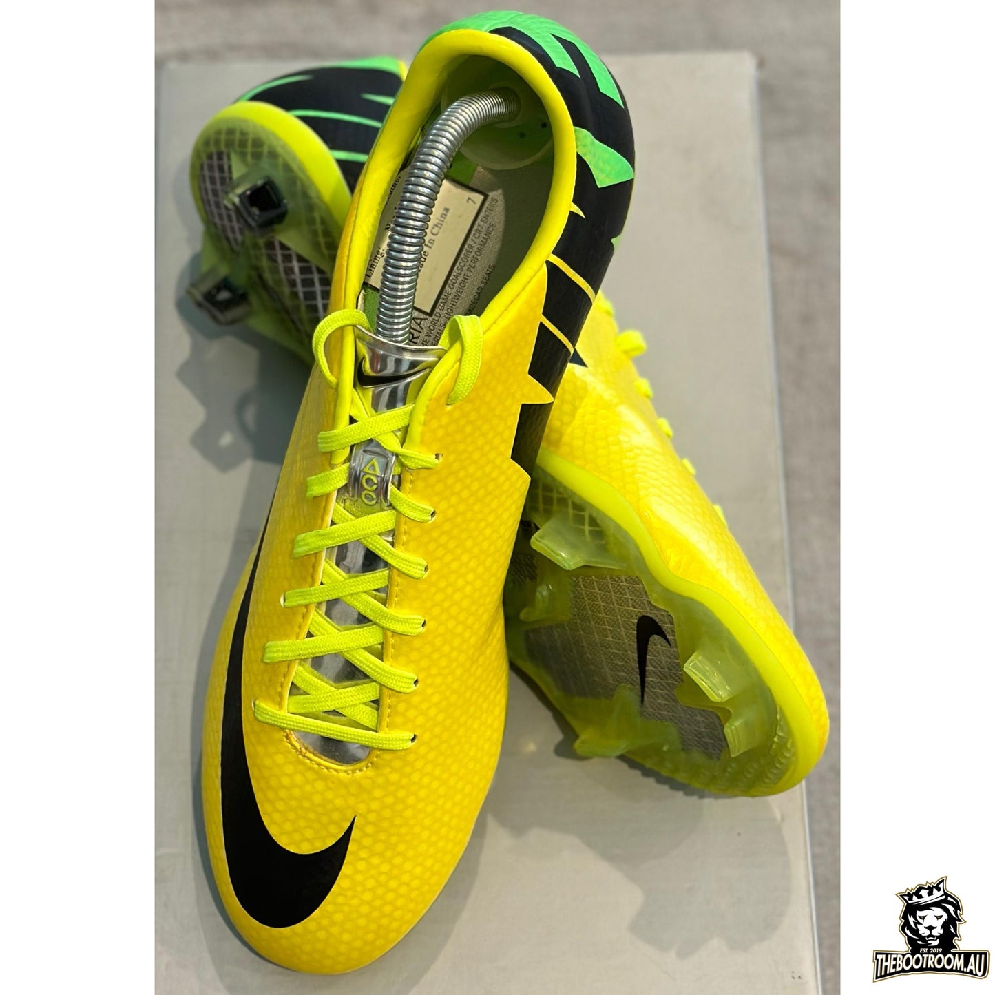 NIKE MERCURIAL VAPOR IX "FAST FORWARD" 06'