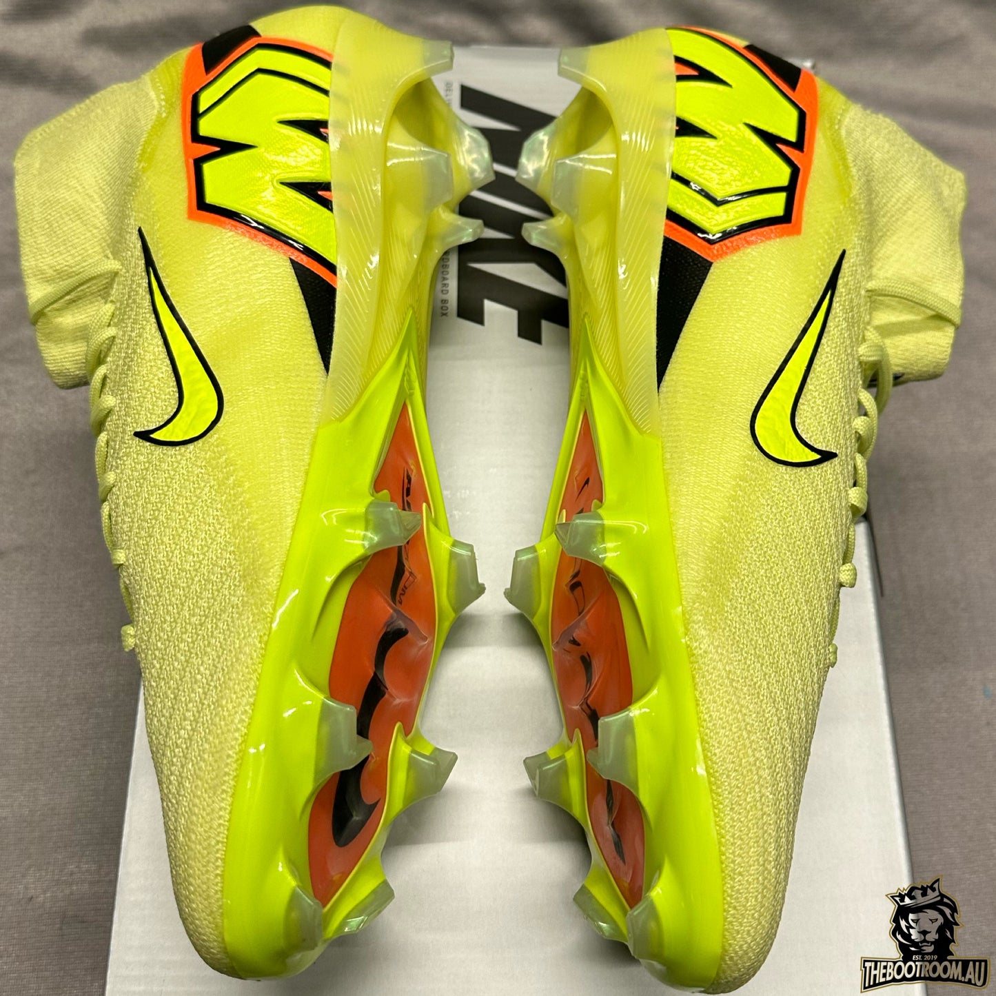 NIKE ZOOM MERCURIAL SUPERFLY X “MAX VOLTAGE”