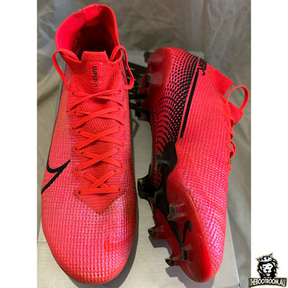 NIKE MERCURIAL SUPERFLY VII “FUTURE LAB”