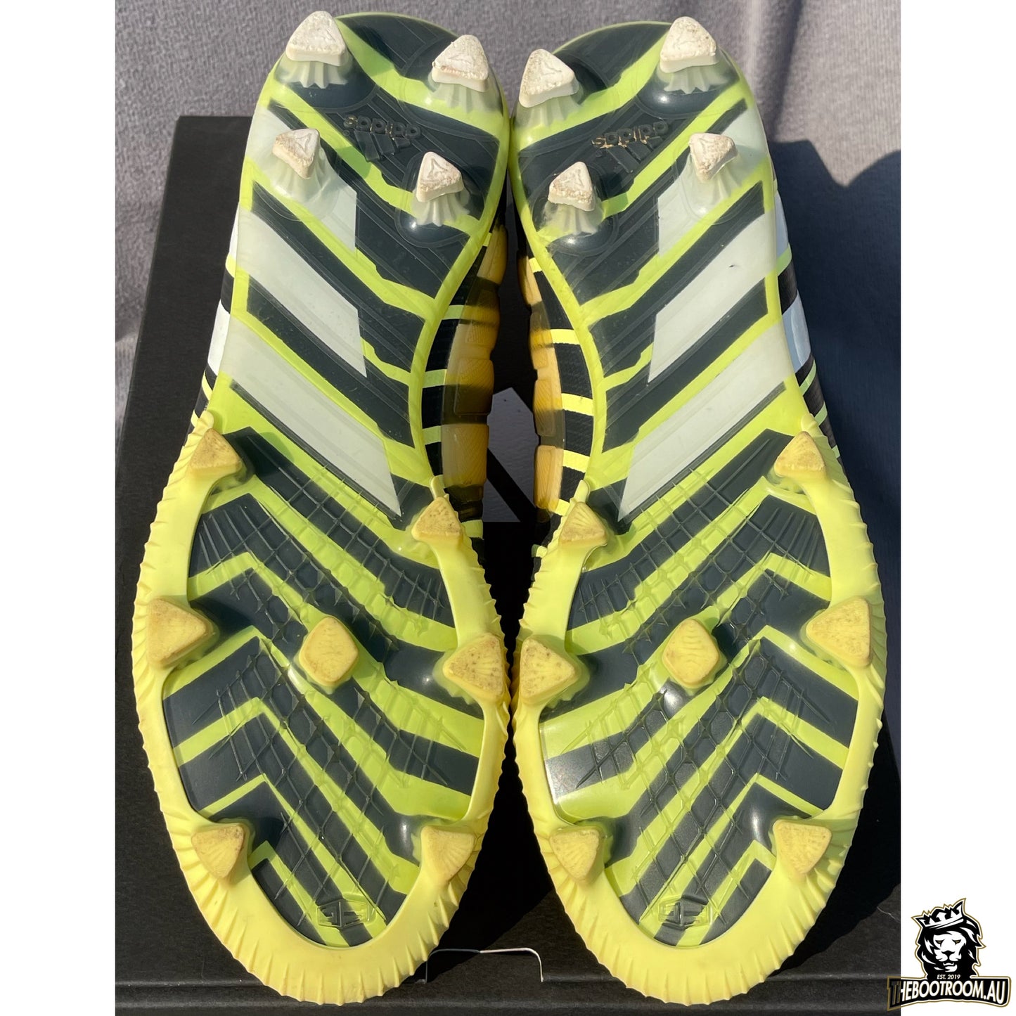 ADIDAS PREDATOR INSTINCT “LIGHT FLASH”