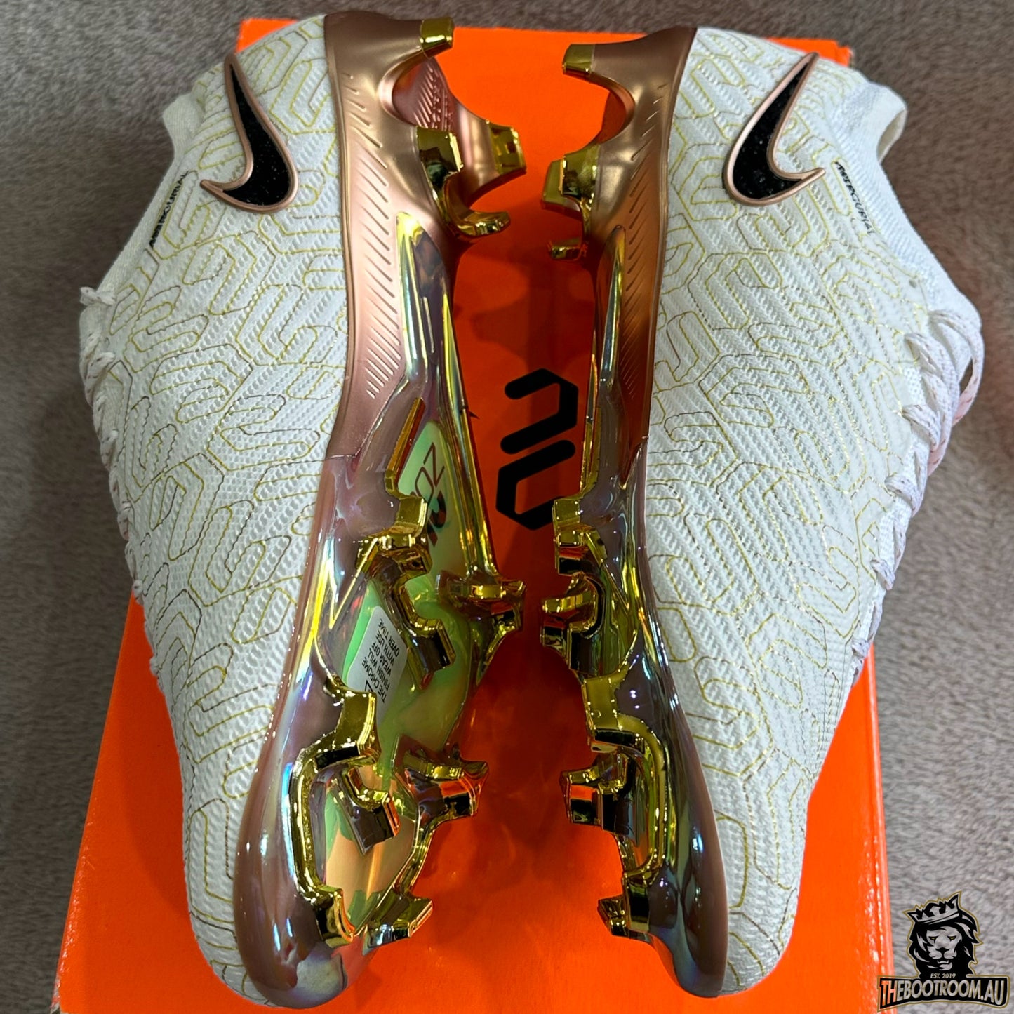 NIKE ZOOM MERCURIAL VAPOR XV "UNITED GOLDEN" 164 PAIRS