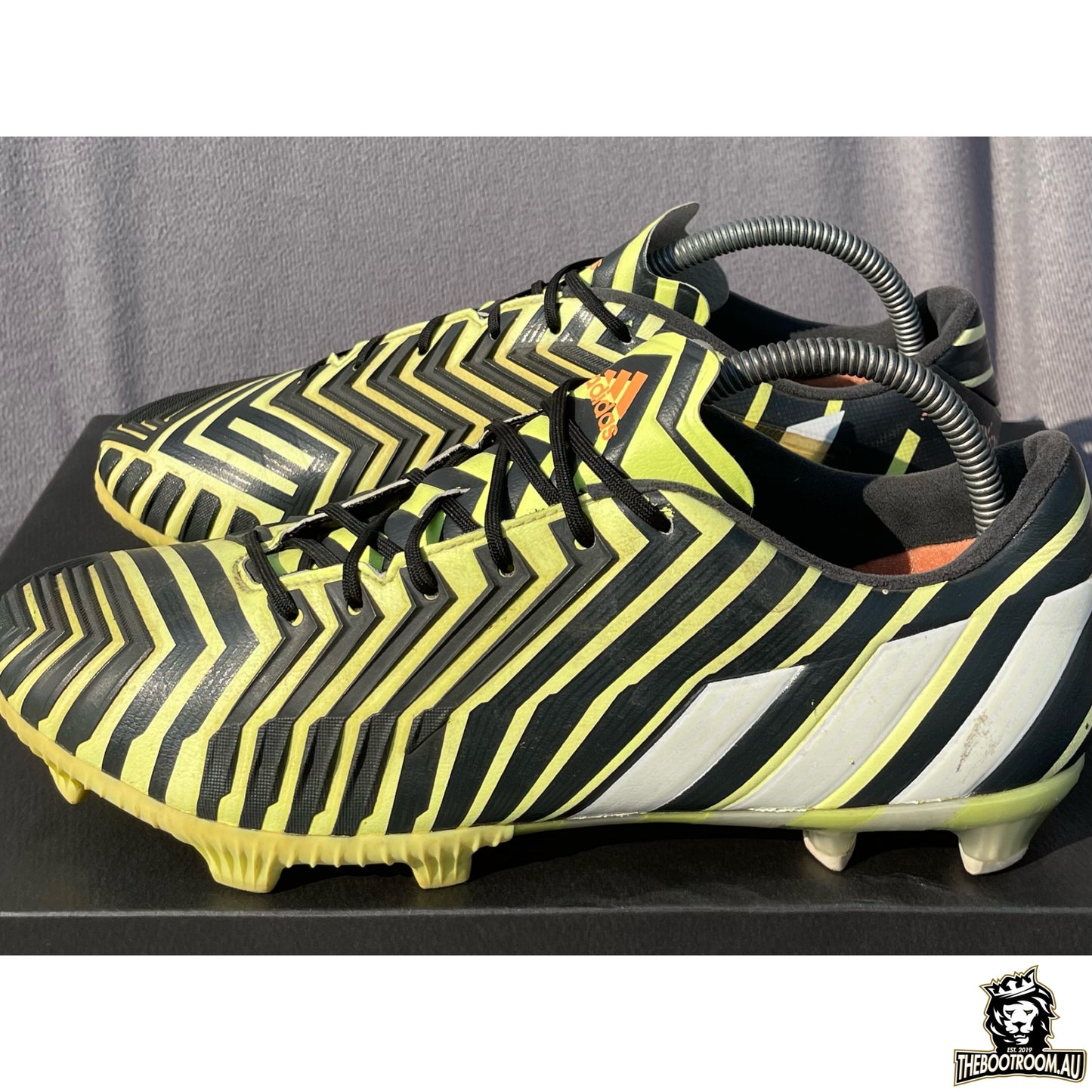 ADIDAS PREDATOR INSTINCT “LIGHT FLASH”