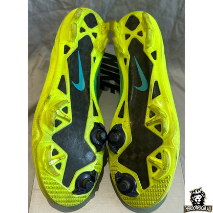 NIKE MERCURIAL VAPOR SUPERFLY III “SAMPLE”