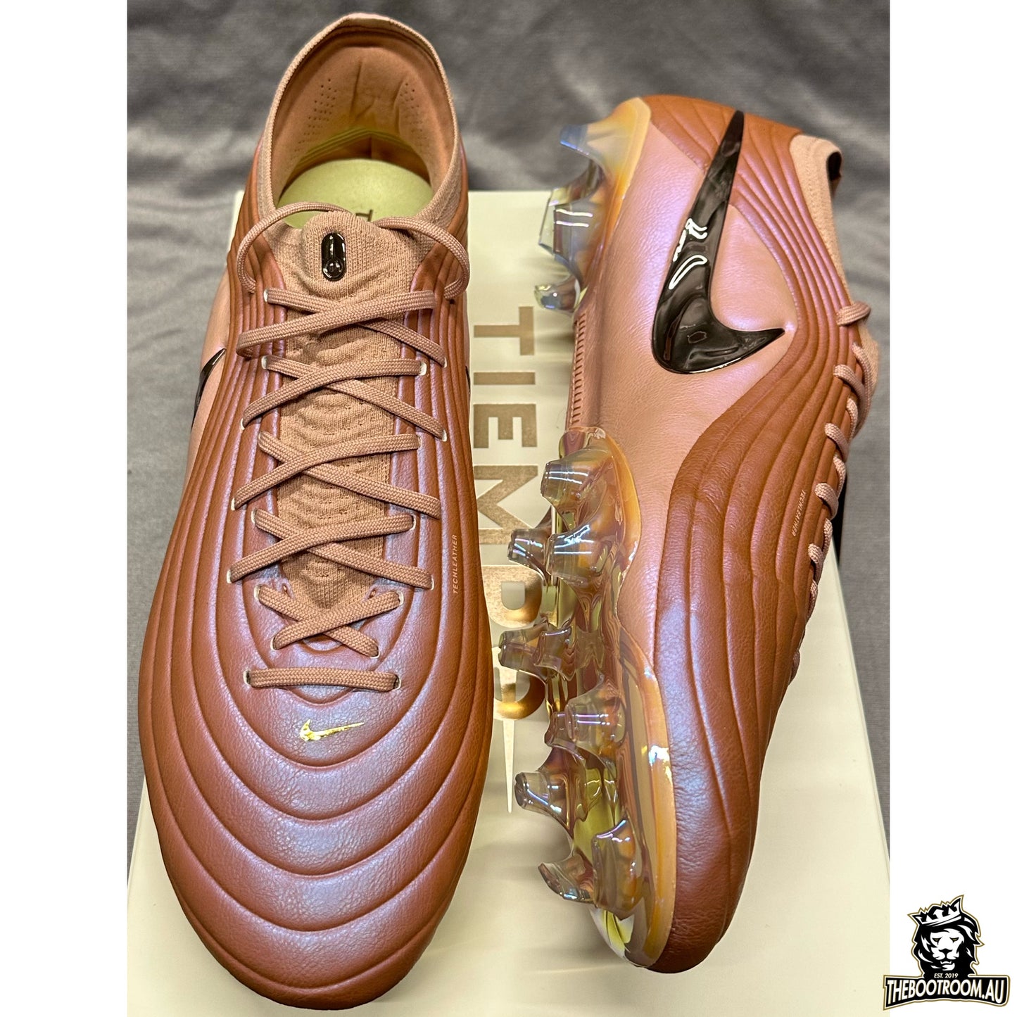 NIKE TIEMPO LEGEND MAESTRO “LAUNCH”