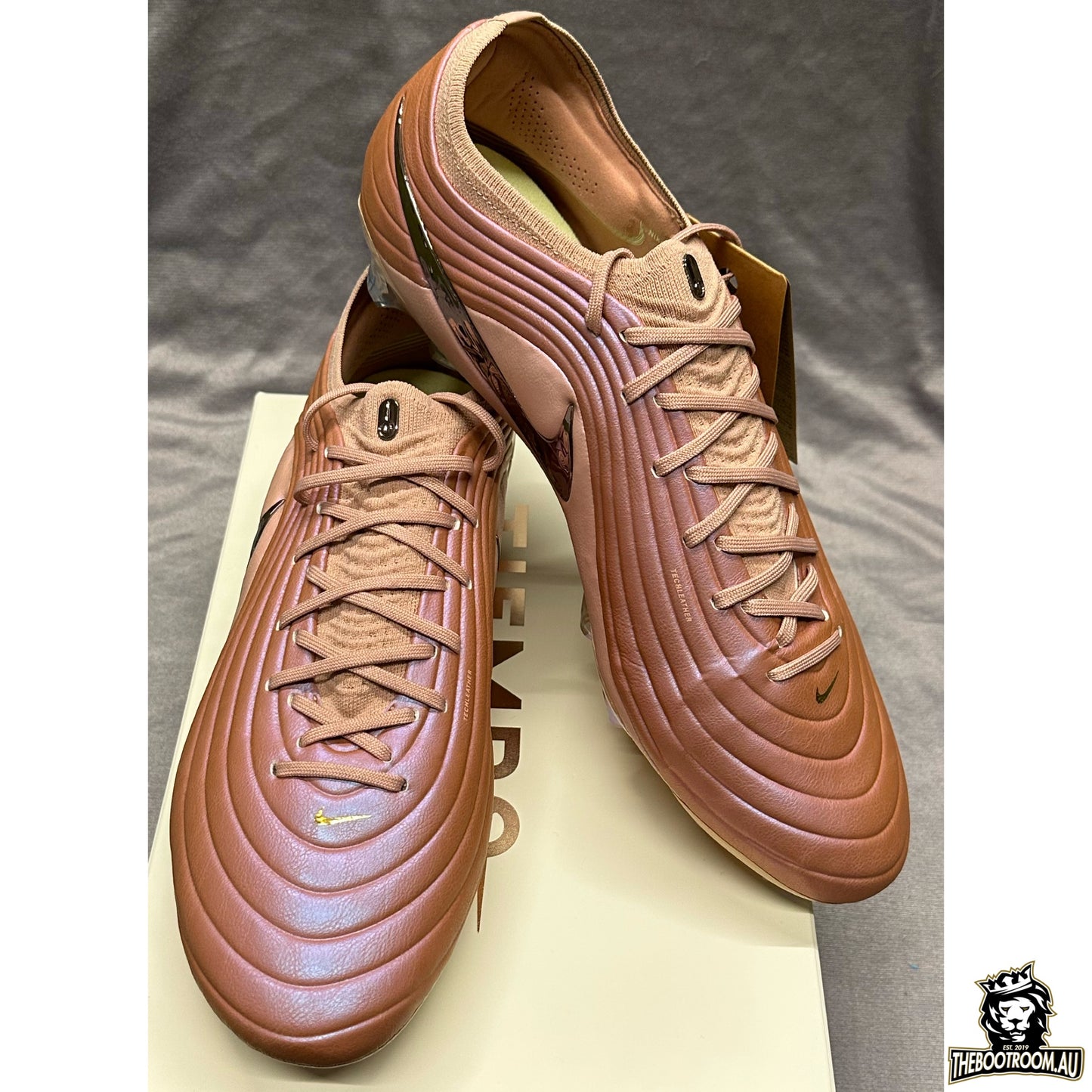 NIKE TIEMPO LEGEND MAESTRO “LAUNCH”