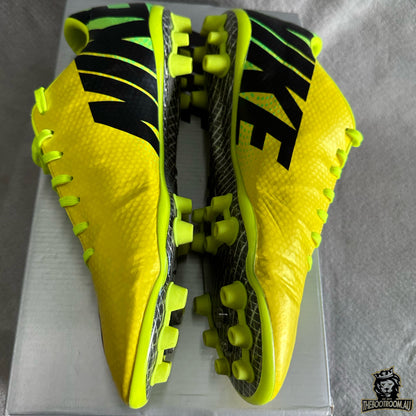 NIKE MERCURIAL VAPOR IX AG "FAST FORWARD" 06'
