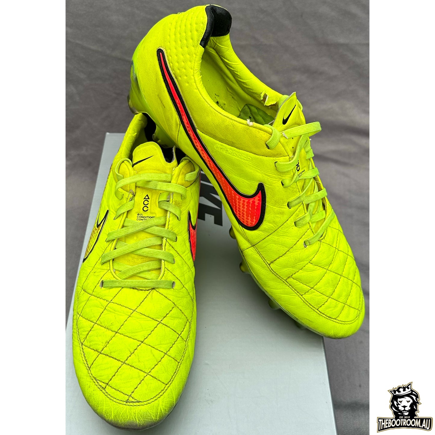NIKE TIEMPO LEGEND V “WORLD CUP” WC14