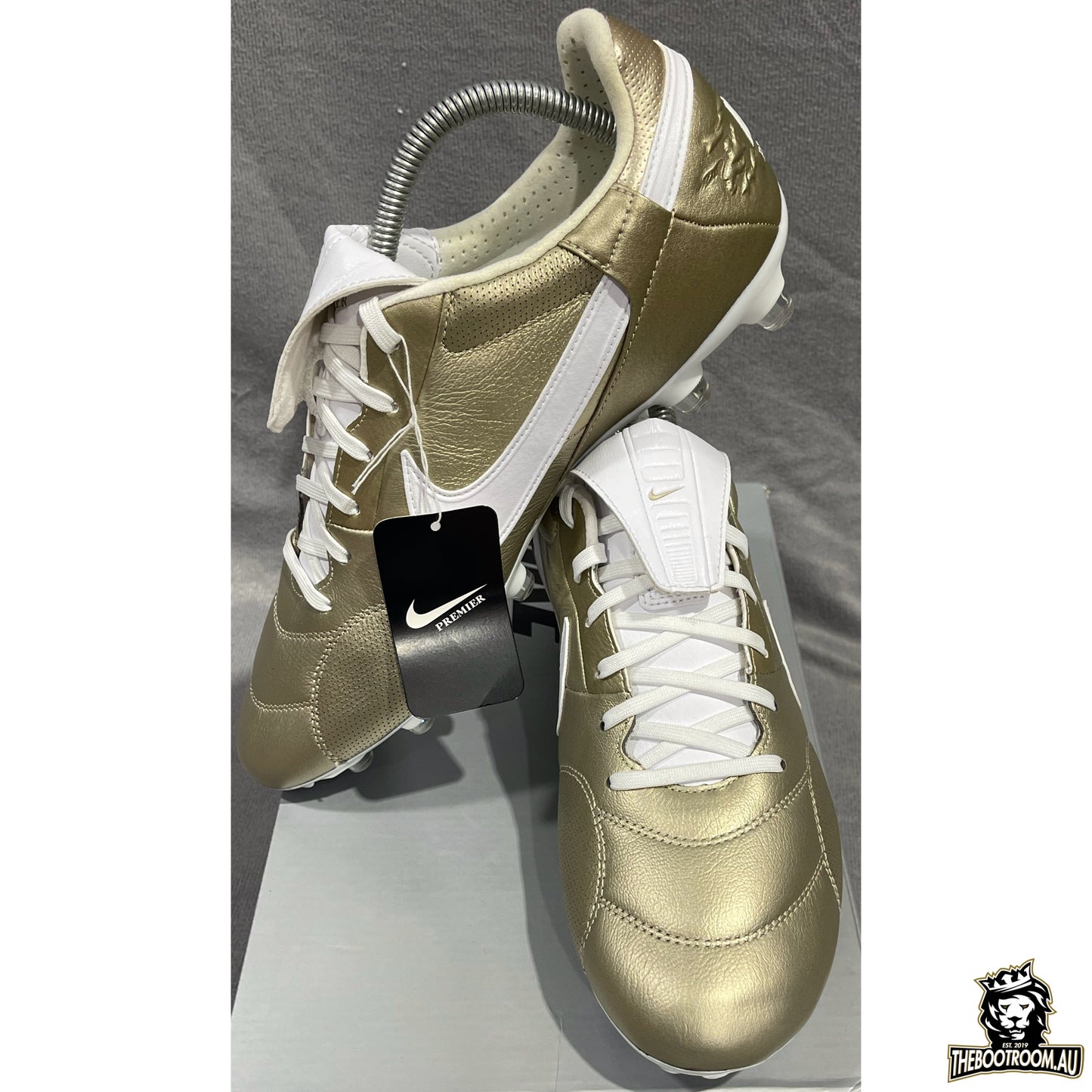 NIKE PREMIER III “GOLD”