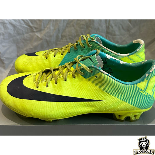 NIKE MERCURIAL VAPOR SUPERFLY III “SAMPLE”