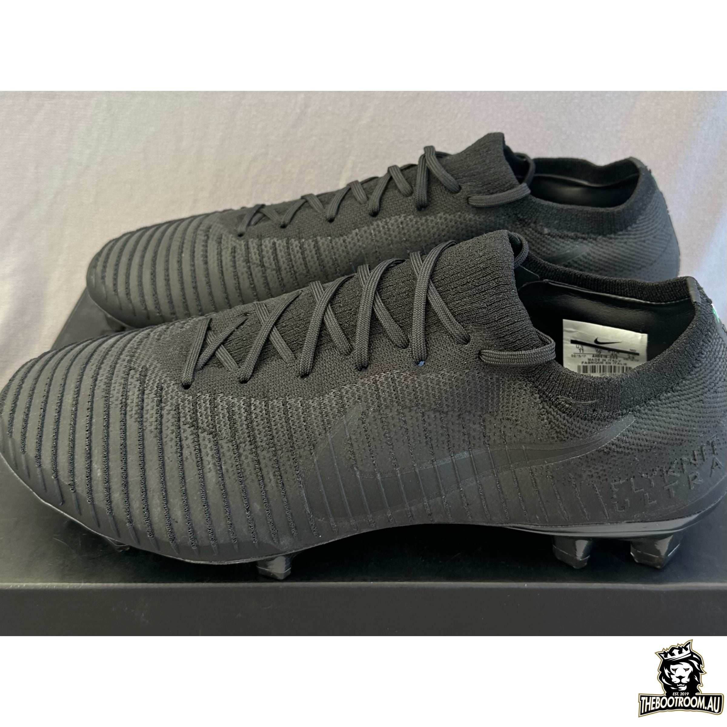 Mercurial Flyknit Ultra Black
