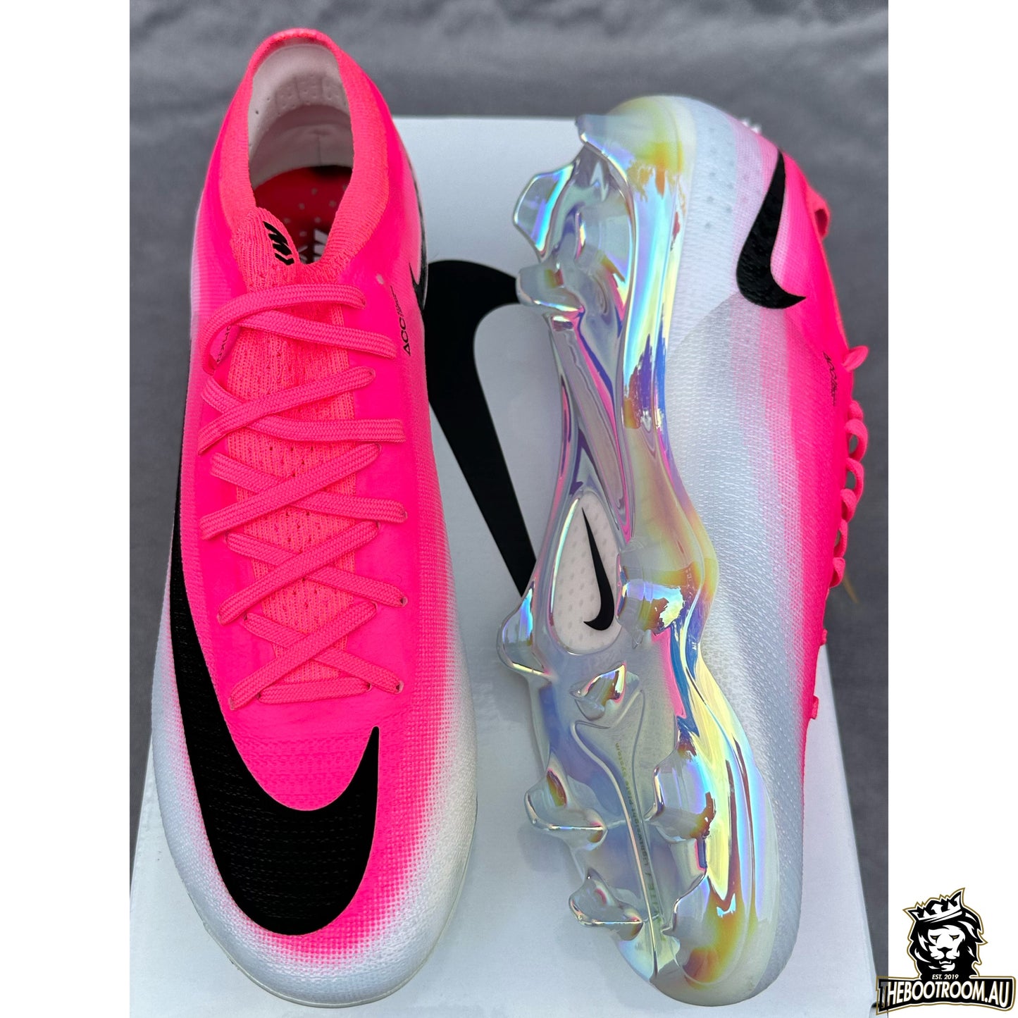 NIKE ZOOM MERCURIAL VAPOR XVII “BREAKOUT” WC26