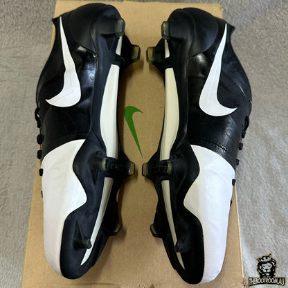 NIKE GS CONCEPT II