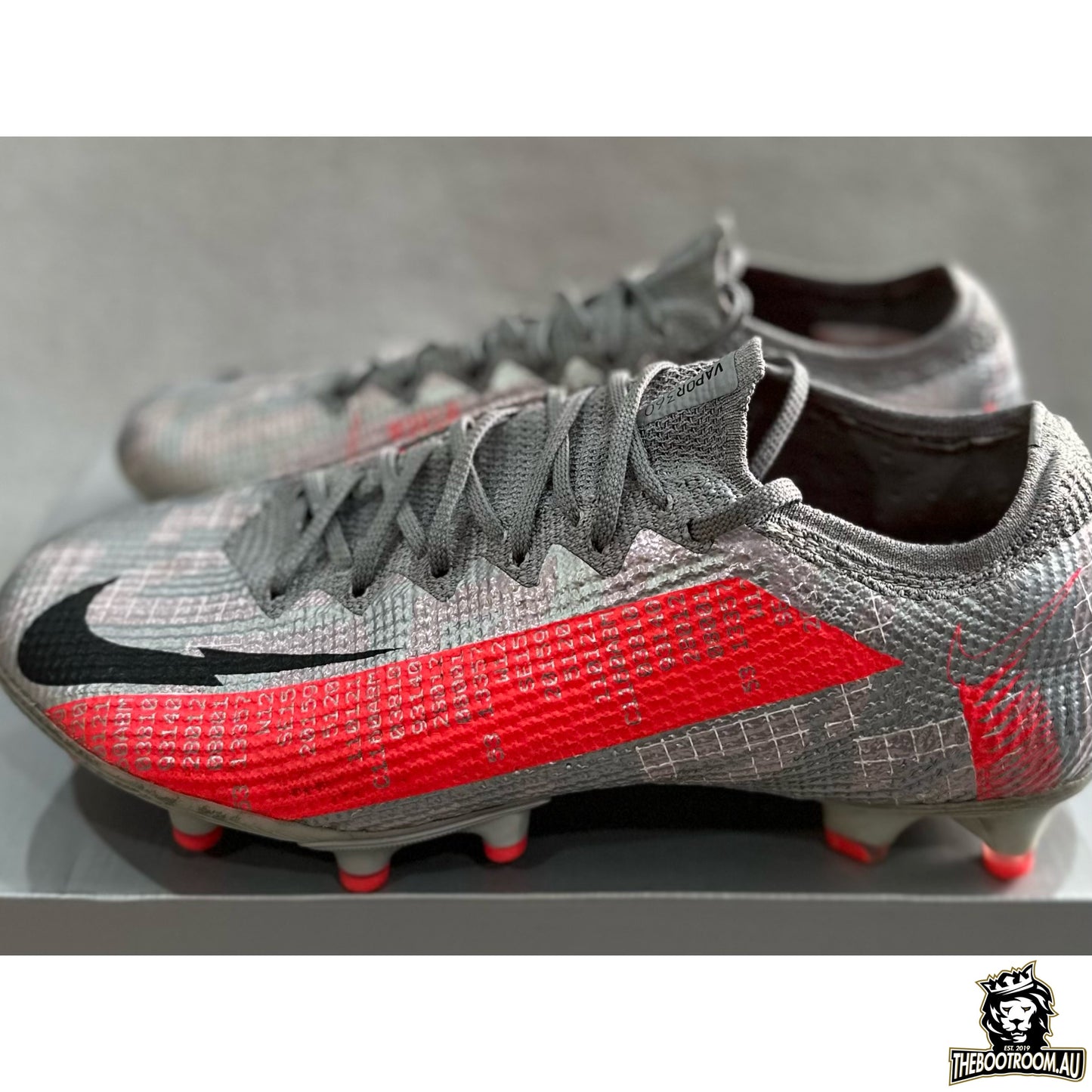 NIKE MERCURIAL VAPOR XIII AG “NEIGHBOURHOOD”