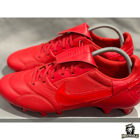 NIKE PREMIER III “RED”