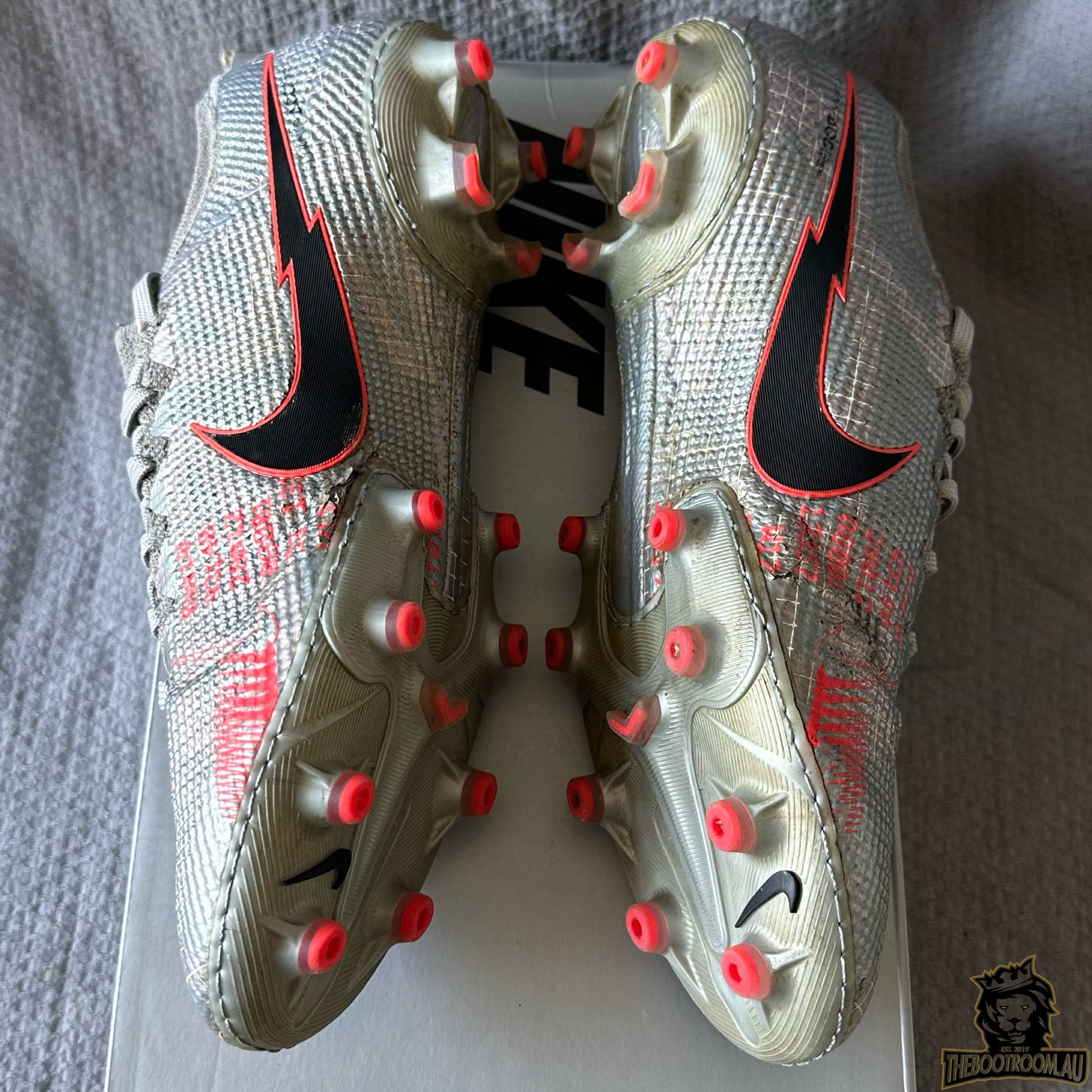 NIKE MERCURIAL VAPOR XIII AG "NEIGHBOURHOOD"