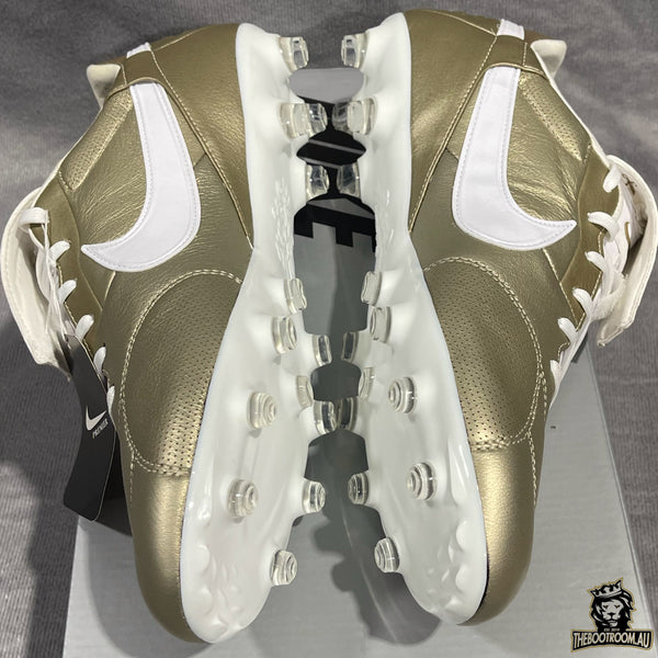 NIKE PREMIER III “GOLD”