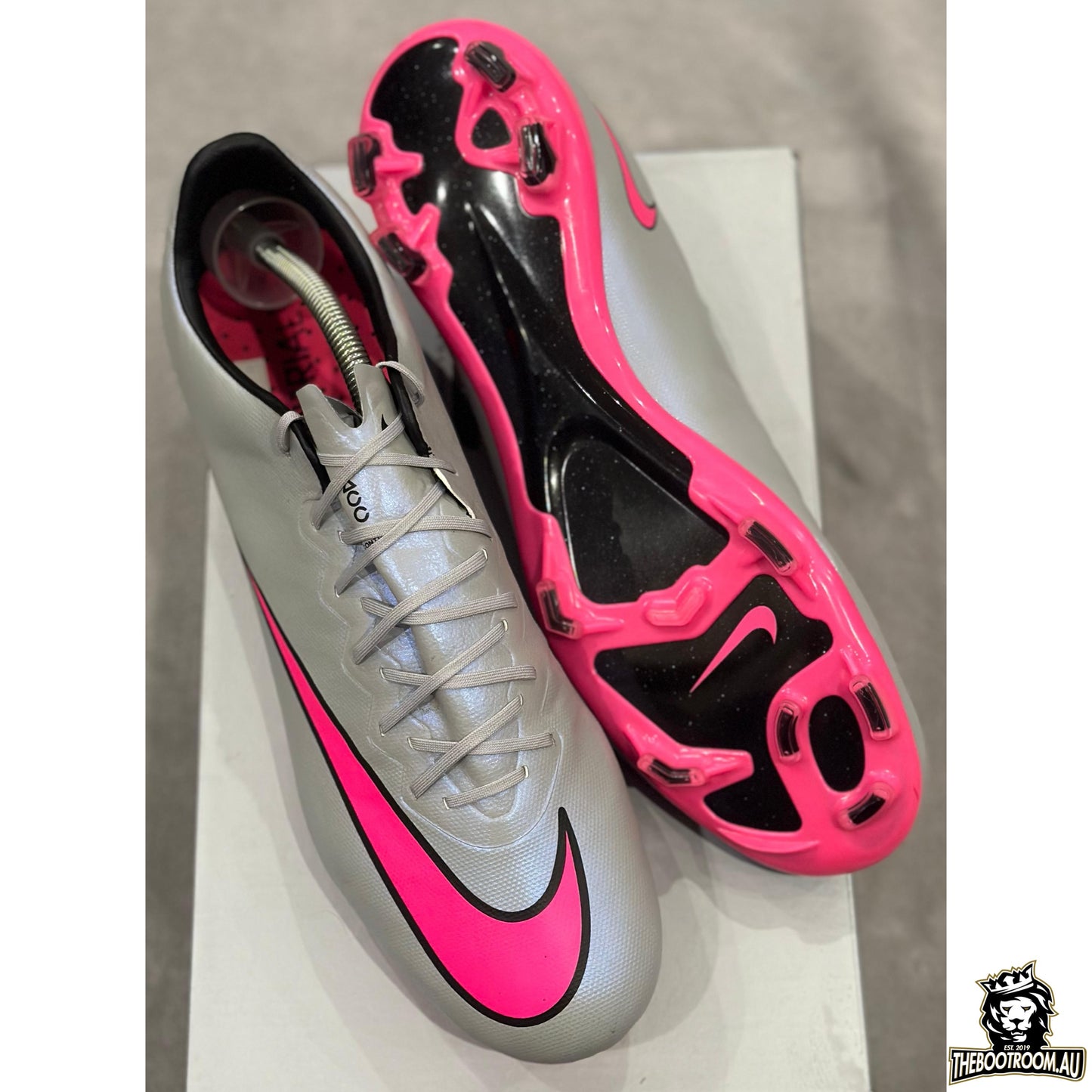 NIKE MERCURIAL VAPOR X “SILVER STORM”