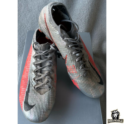 NIKE MERCURIAL VAPOR XIII “NEIGHBOURHOOD”