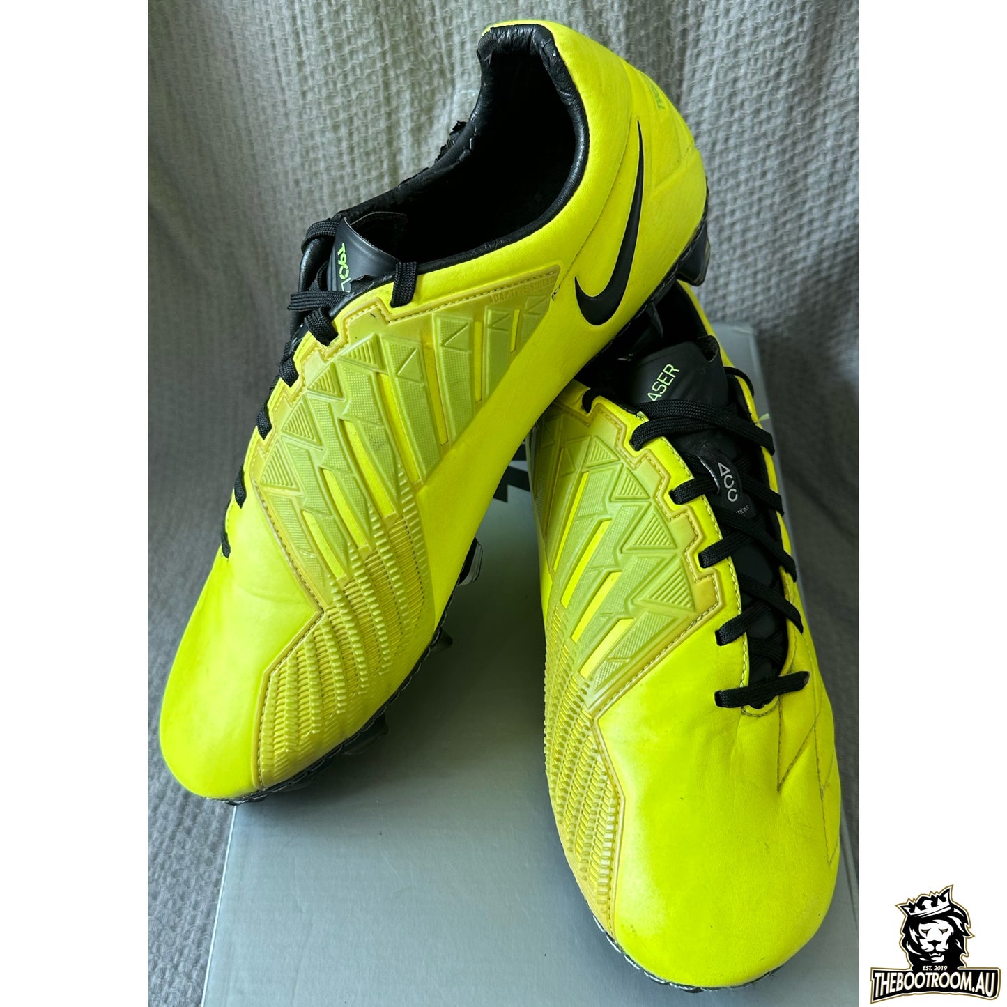 NIKE T90 LASER IV "VOLT"