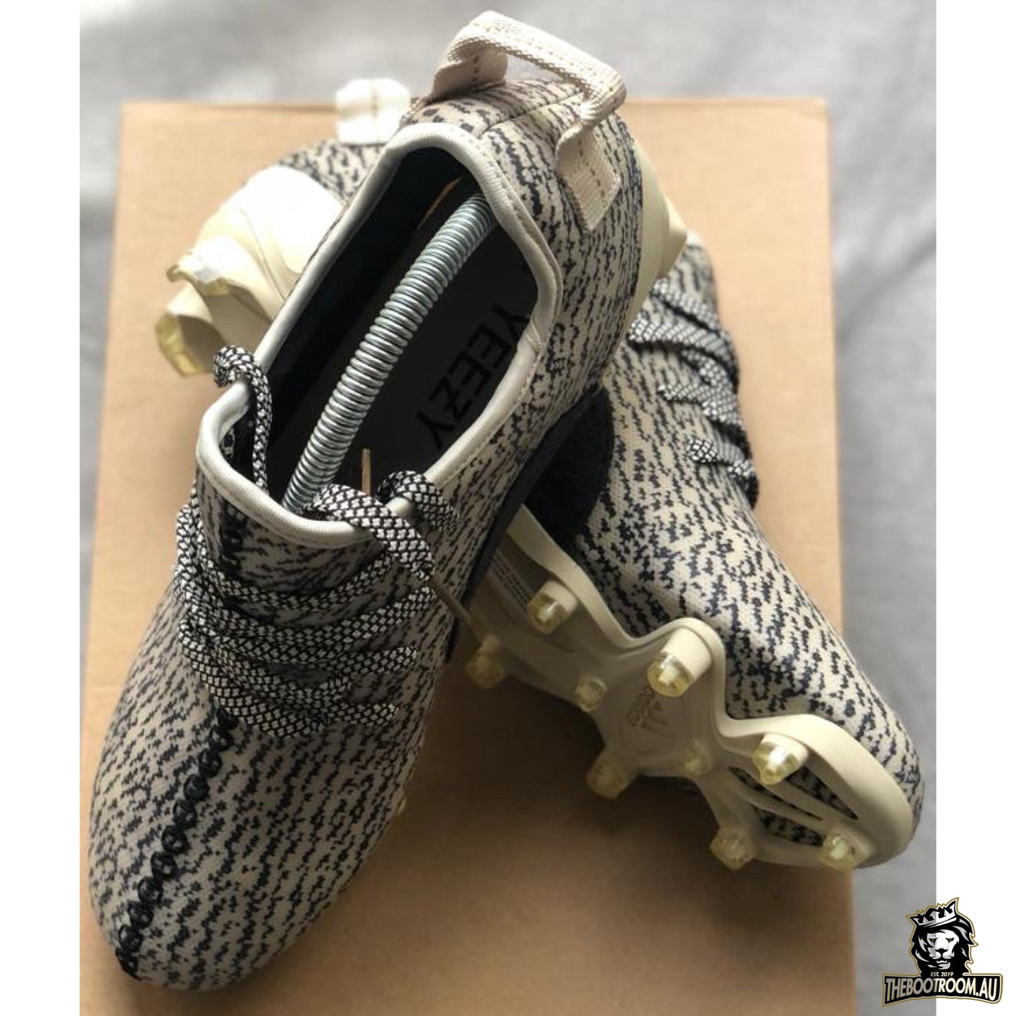 ADIDAS YEEZY 350 CLEAT