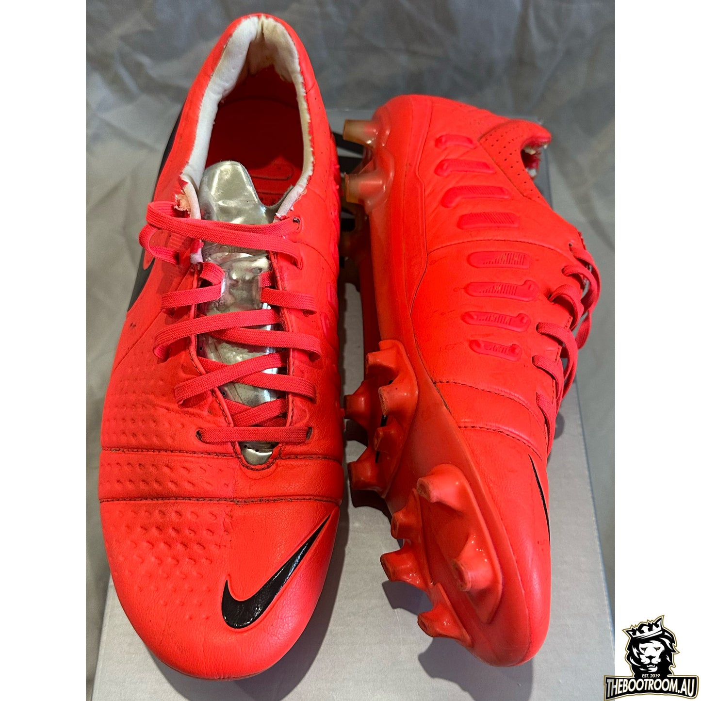 NIKE CTR360 MAESTRI III