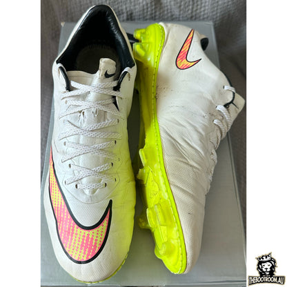 NIKE MERCURIAL VAPOR X “SHINE THROUGH" MISMATCH SIZE