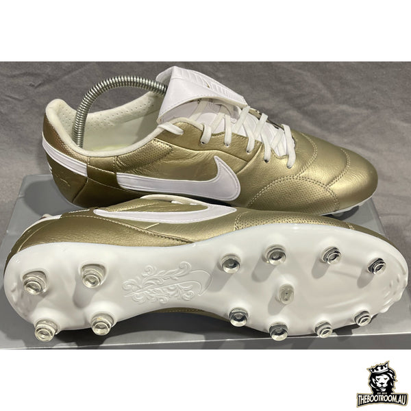 NIKE PREMIER III “GOLD”