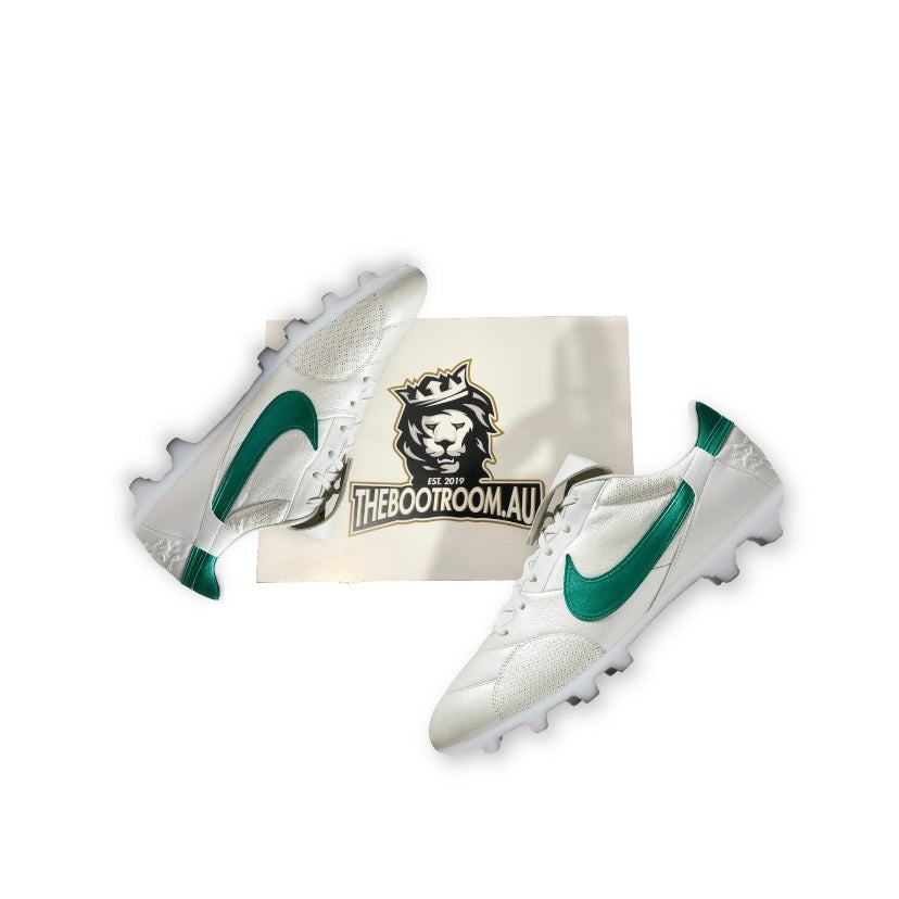 NIKE PREMIER III “WHITE/GREEN”