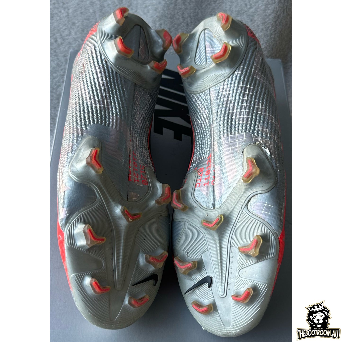 NIKE MERCURIAL VAPOR XIII “NEIGHBOURHOOD”