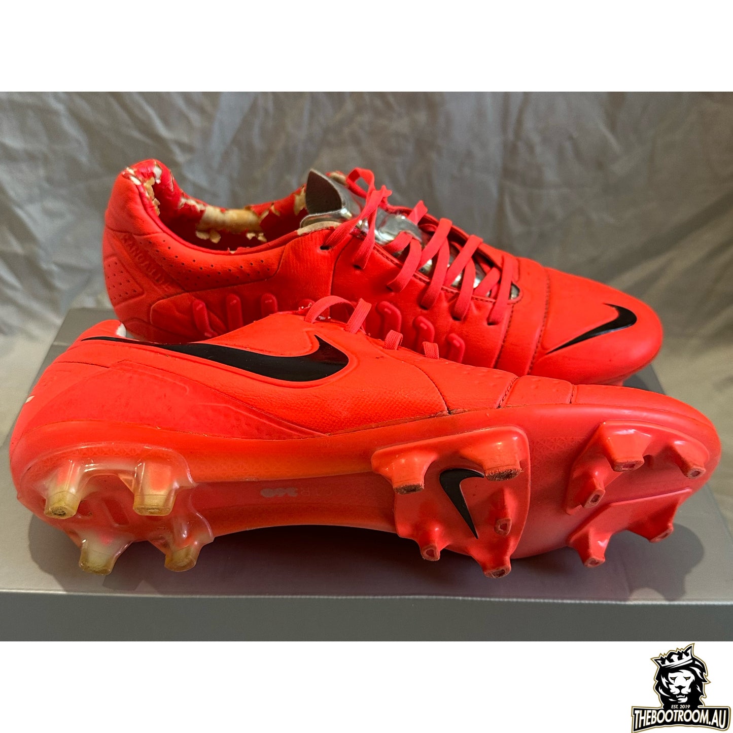 NIKE CTR360 MAESTRI III