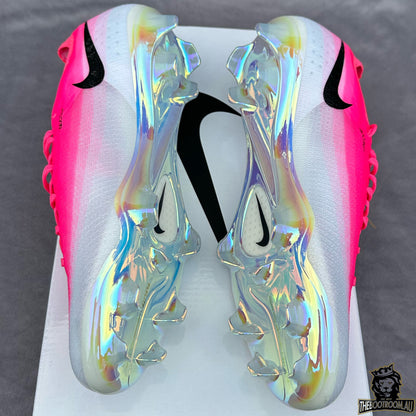 NIKE ZOOM MERCURIAL VAPOR XVII “BREAKOUT” WC26