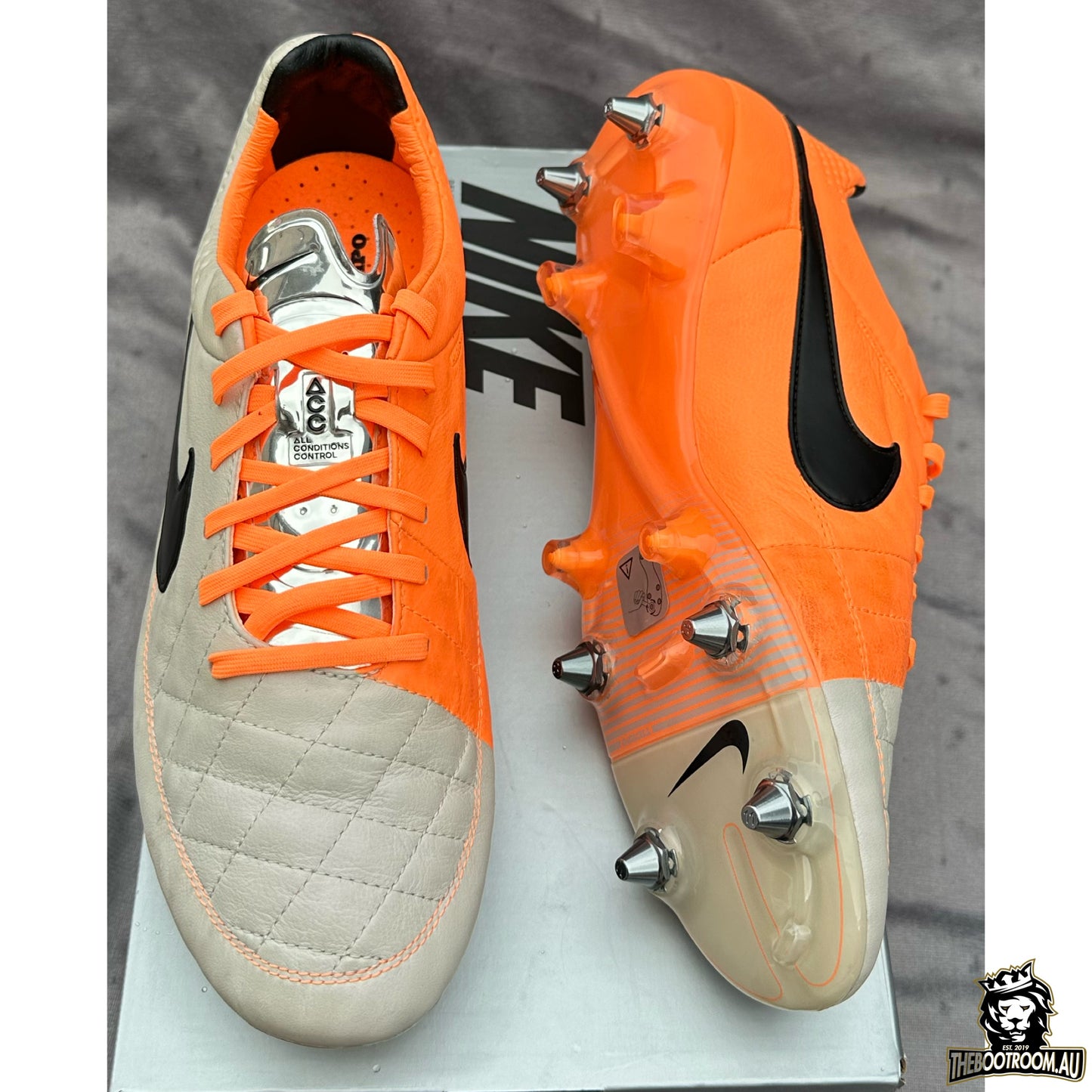 NIKE TIEMPO LEGEND V SG-PRO “LAUNCH EDITION”