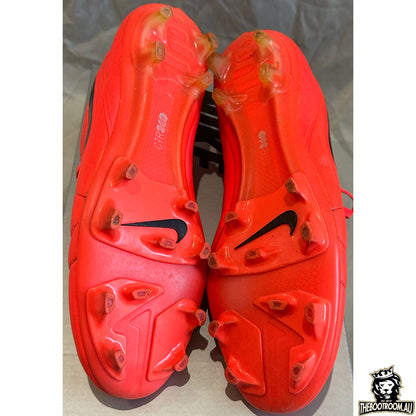 NIKE CTR360 MAESTRI III