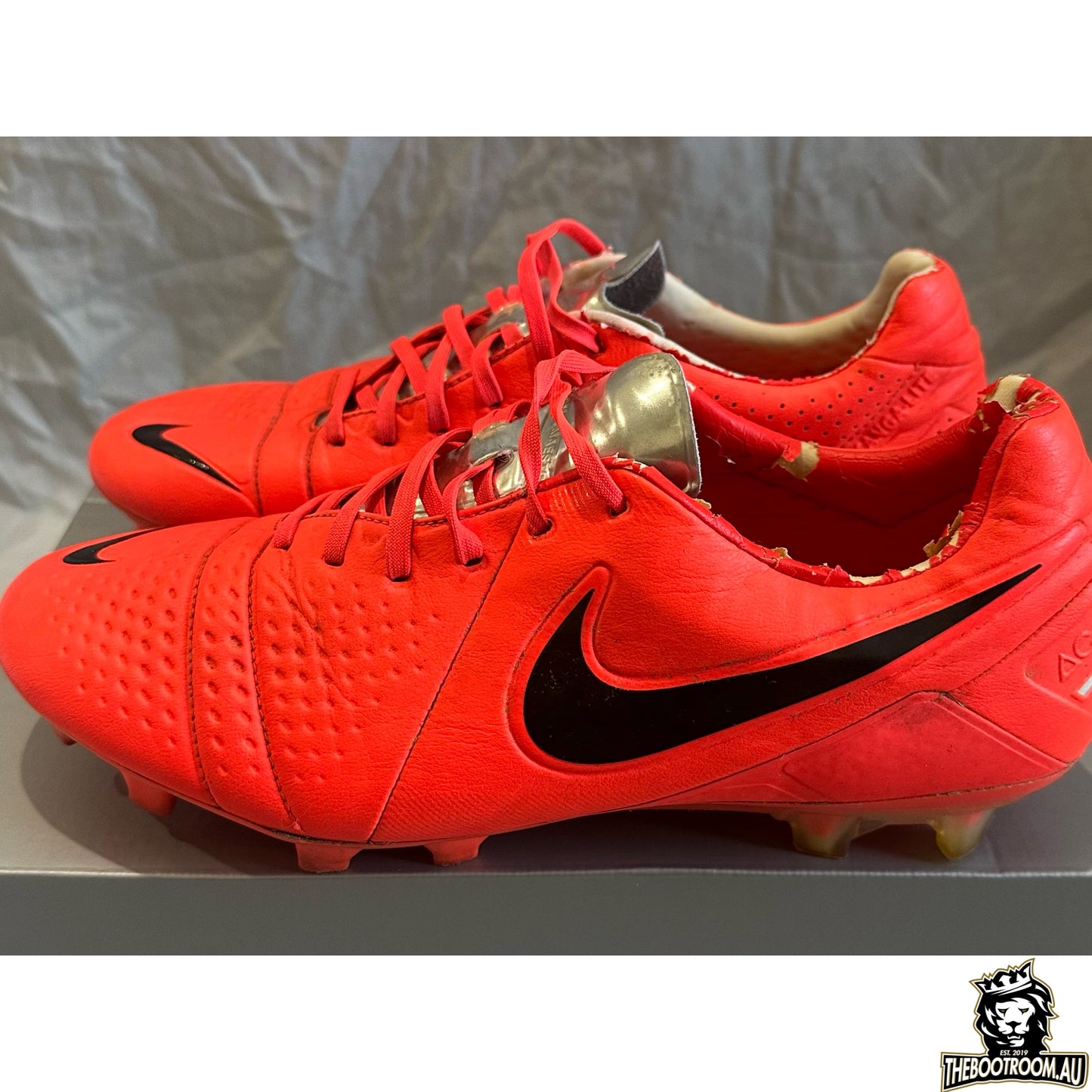 NIKE CTR360 MAESTRI III