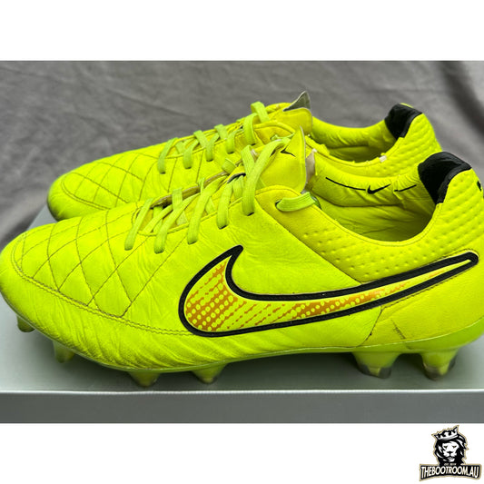 NIKE TIEMPO LEGEND V “WORLD CUP” WC14