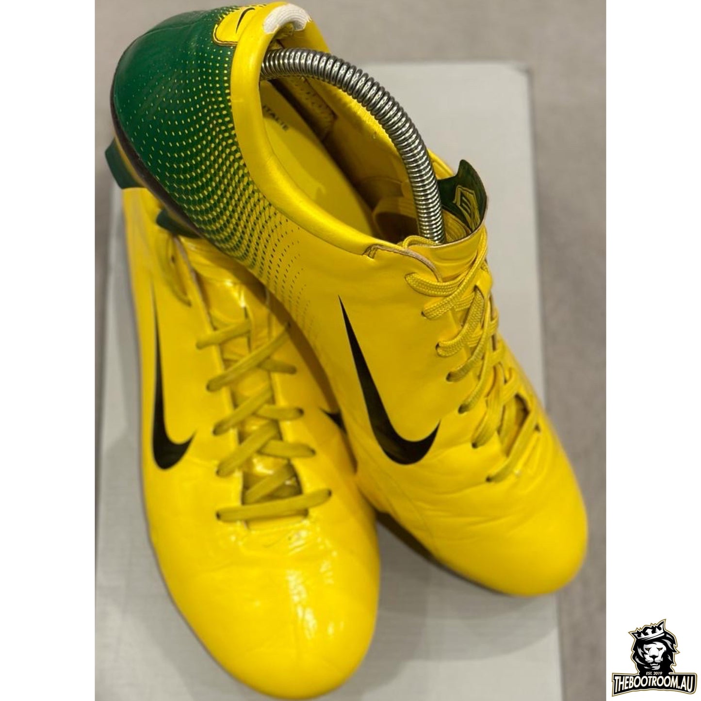 NIKE MERCURIAL VAPOR III