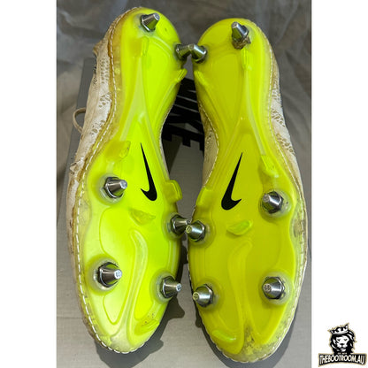 NIKE HYPERVENOM PHANTOM I SG-PRO “REFLEX"