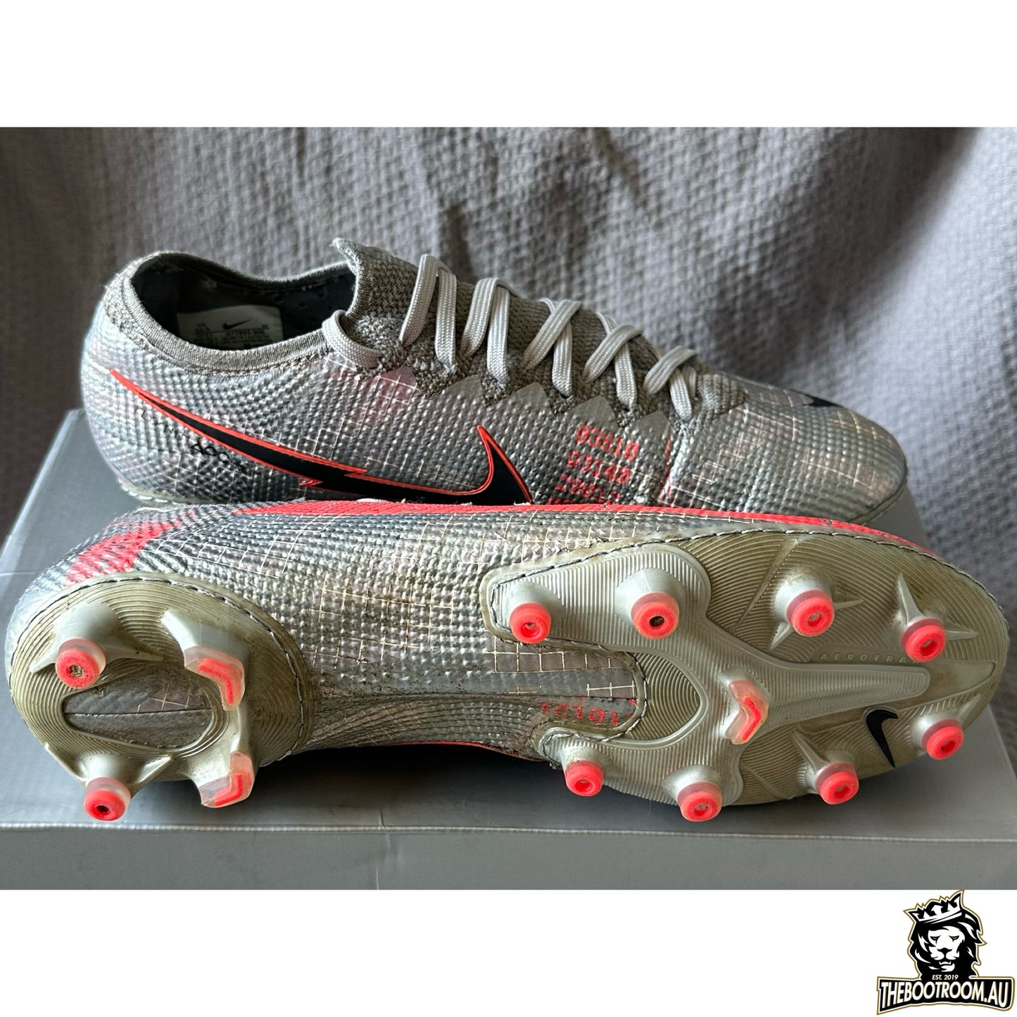 NIKE MERCURIAL VAPOR XIII AG "NEIGHBOURHOOD"