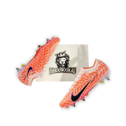 NIKE MERCURIAL VAPOR XV SG-PRO “UNITED”