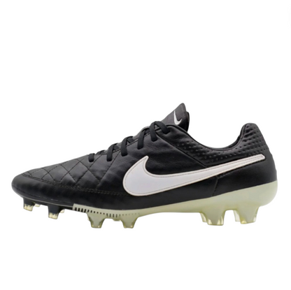 NIKE TIEMPO LEGEND V