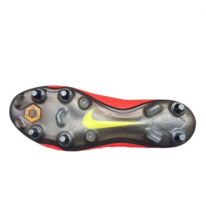 NIKE HYPERVENOM PHANTOM III DF SG-ANTICLOG “RAISED ON CONCRETE"