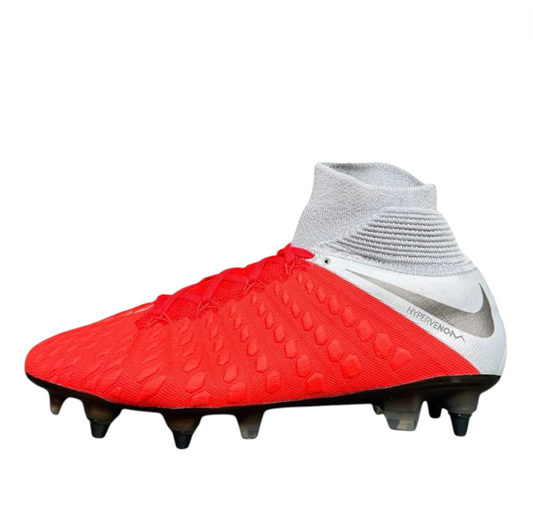 NIKE HYPERVENOM PHANTOM III DF SG-ANTICLOG “RAISED ON CONCRETE"