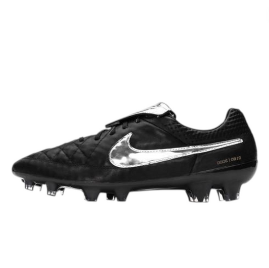 NIKE TIEMPO LEGEND V PREMIUM “TOTTI”