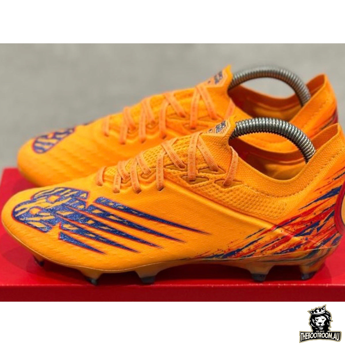 NEW BALANCE FURON v6+ “THE LIONS ROAR” MANÉ